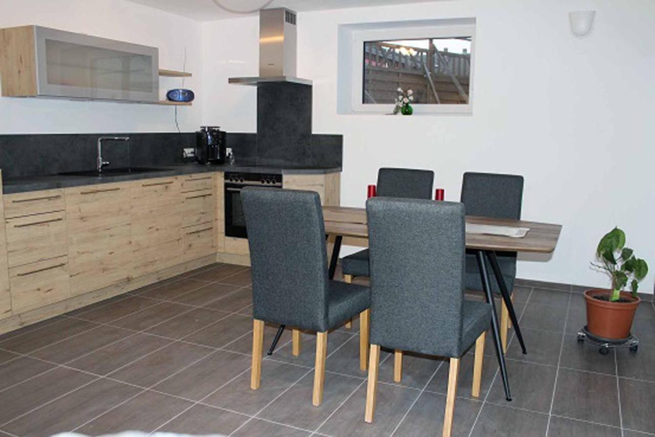 Ferienwohnung Schertel - Dorsbrunn ไพลน์เฟลด์ ภายนอก รูปภาพ