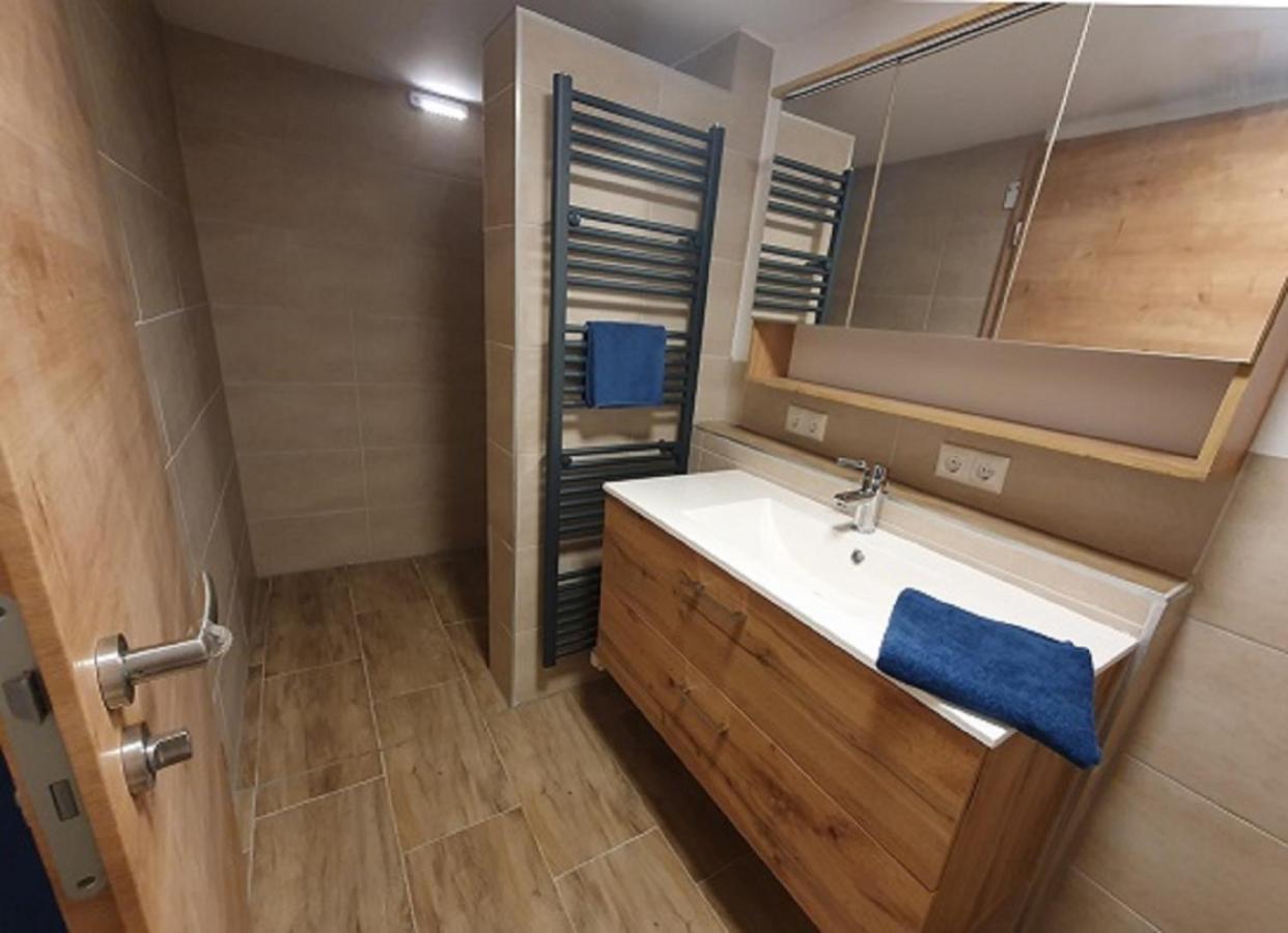 Ferienwohnung Schertel - Dorsbrunn ไพลน์เฟลด์ ภายนอก รูปภาพ