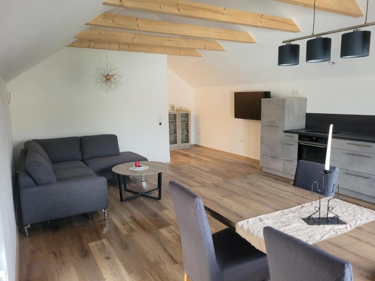 Ferienwohnung Schertel - Dorsbrunn ไพลน์เฟลด์ ภายนอก รูปภาพ